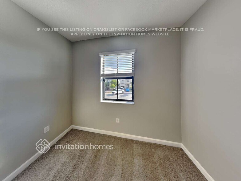 Building Photo - 3445 W 110th St