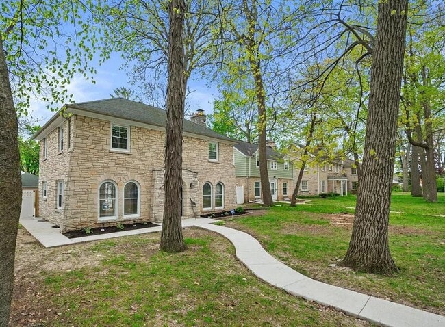 Building Photo - 5680 N 34th St