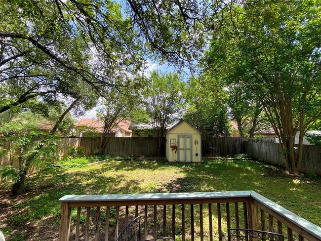 Building Photo - 3215 Tree Grove Dr