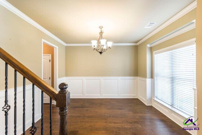 Building Photo - 203 Norfolk Cir