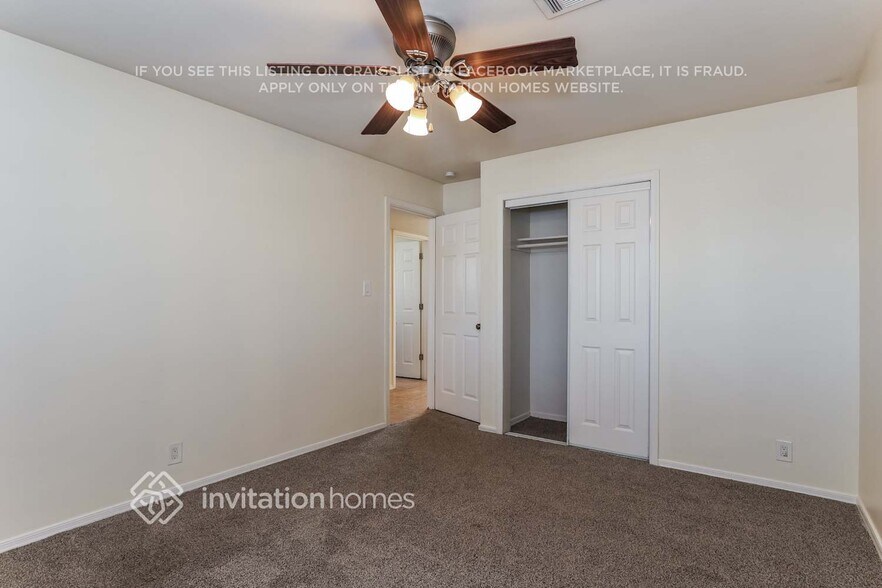 Building Photo - 3725 E Sheridan St