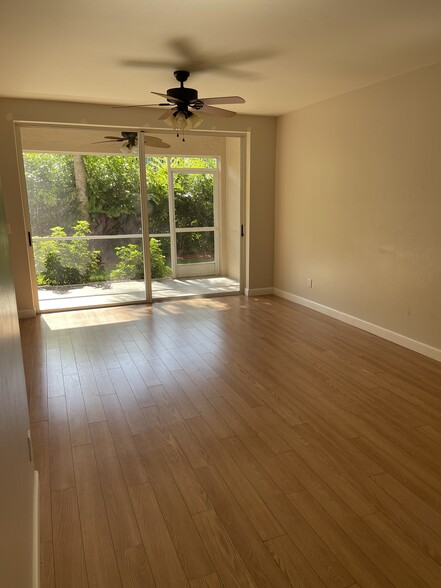 Living room - 326 Bradstrom Cir