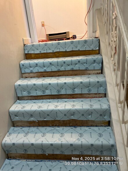 Building Photo - 3706 Tiffany Dr