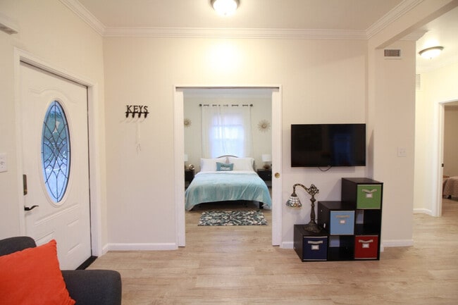 Building Photo - 3307 Rhode Island Ave