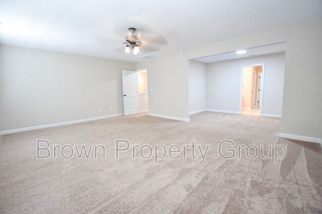 Building Photo - 23 Kirby Smith Cir
