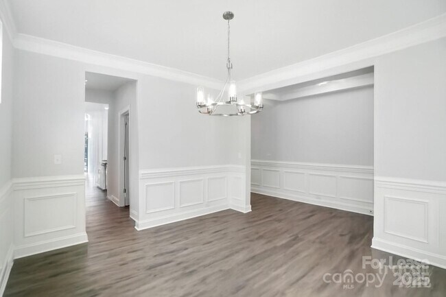 Building Photo - 5409 Verona Rd