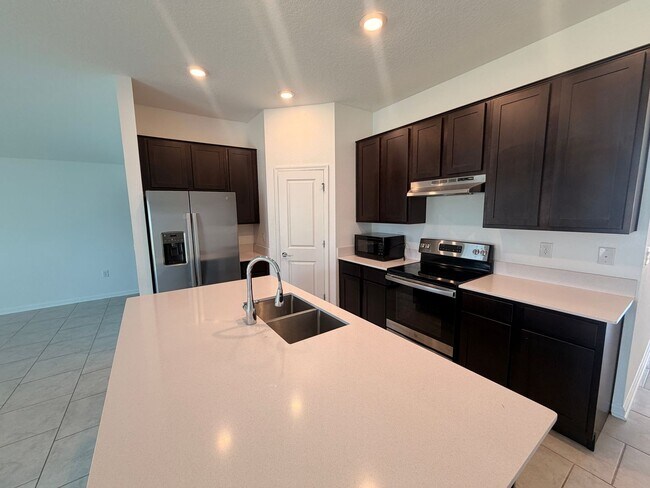 Building Photo - 840 Citrus Reserve Blvd
