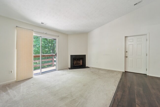 Building Photo - 11410 Little Patuxent Pky