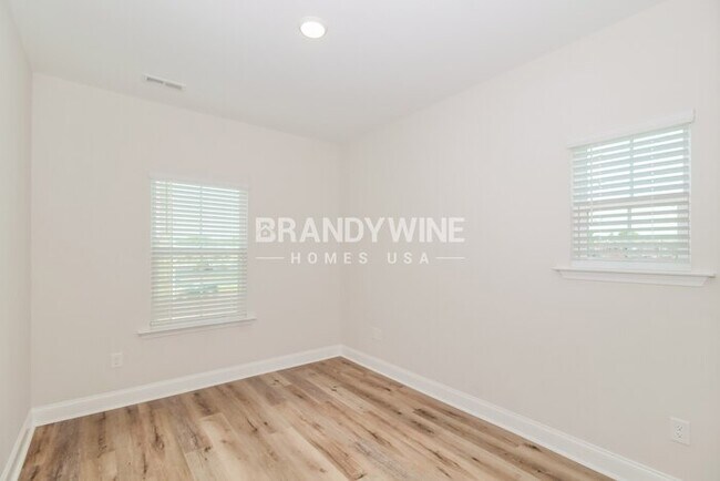 Building Photo - 1072 Wildflower Dr