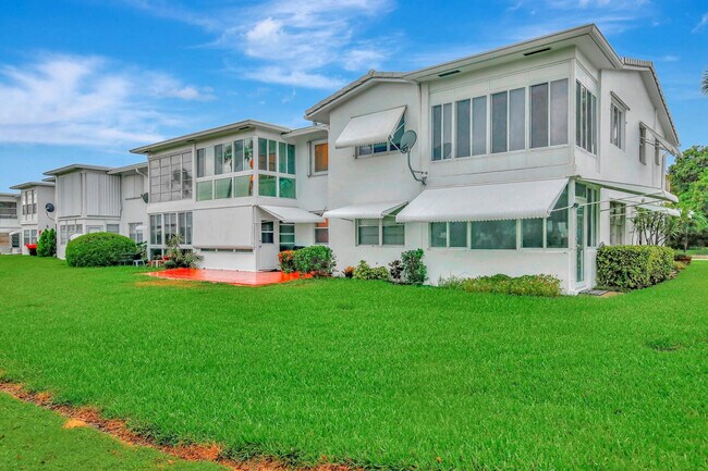 Building Photo - 2650 W Golf Blvd