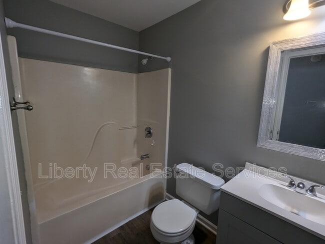 Building Photo - 67 Rosebud Ct