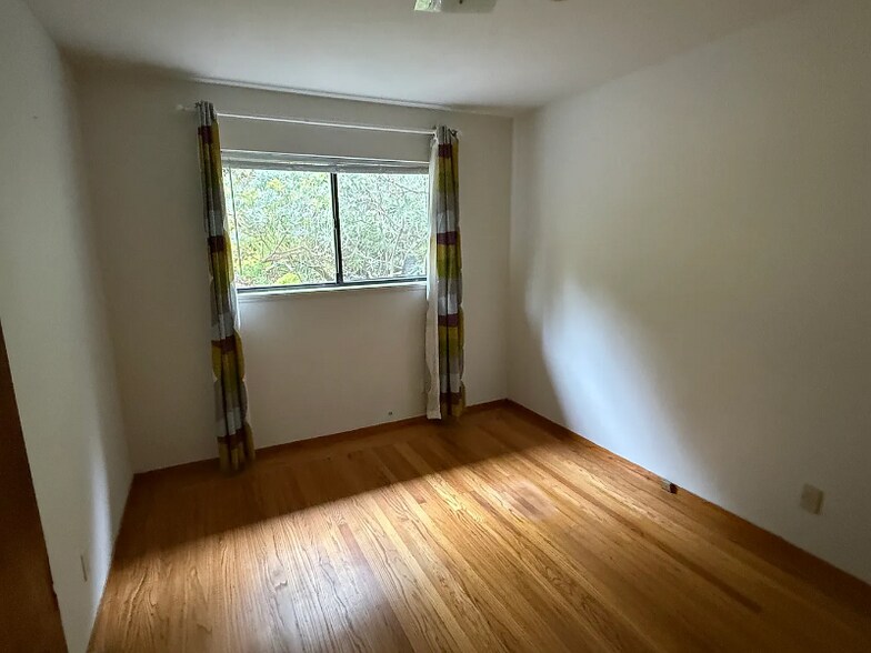 Building Photo - 1375 Grizzly Peak Blvd