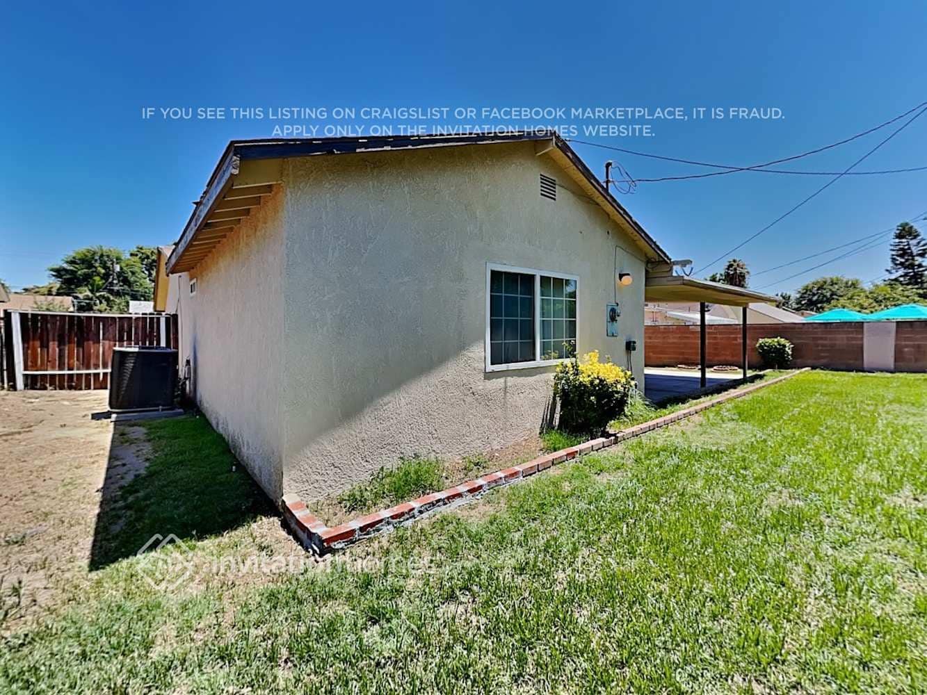 Building Photo - 7943 Lasaine Ave