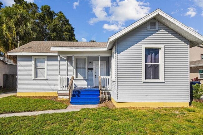 Building Photo - 1913 W Lemon St