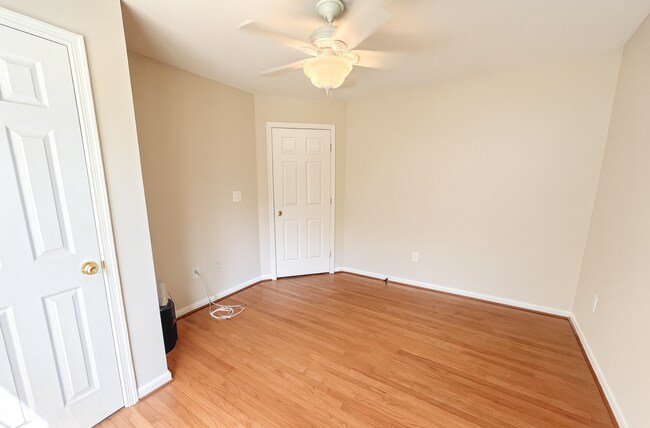 Building Photo - 42802 Higgs Ln