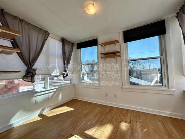 Building Photo - 5804 Pershing Ave