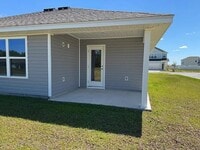 Building Photo - 58 Sawbrier St
