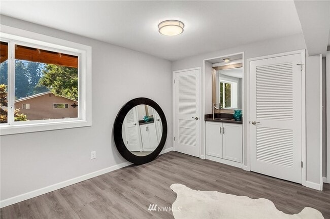 Building Photo - Stylish Mid-Century Modern Retreat | 3BR, ...