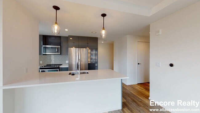 Building Photo - 345 Harrison Ave