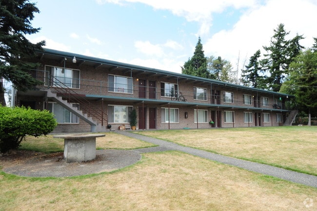 Building Photo - Briarwood Apartments