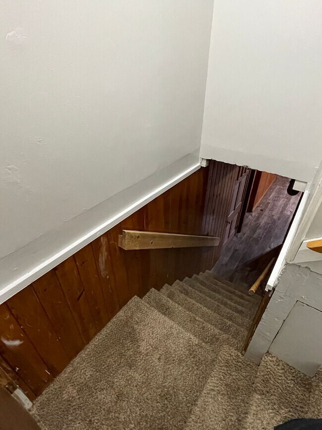 Building Photo - 3 Bedroom, 2 Bath Home for Rent