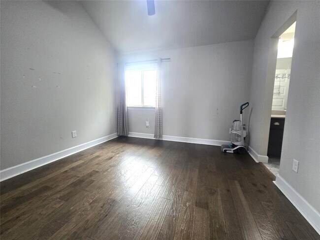 Building Photo - 225 Galveston Island Ln