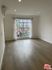 Building Photo - 1254 N Orange Grove Ave