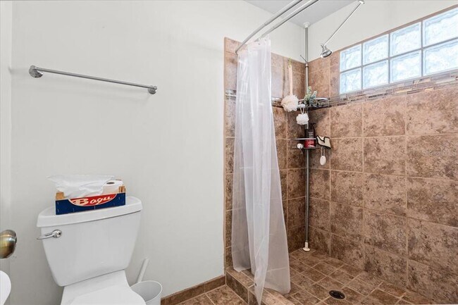 Building Photo - 4518 NW 20th Ter