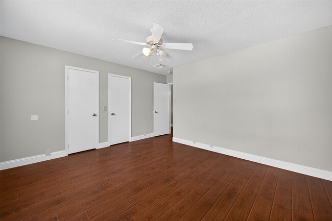 Building Photo - 15003 Sugar Sands Dr