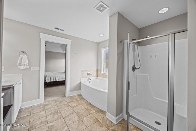 Building Photo - 204 N Brig Dr