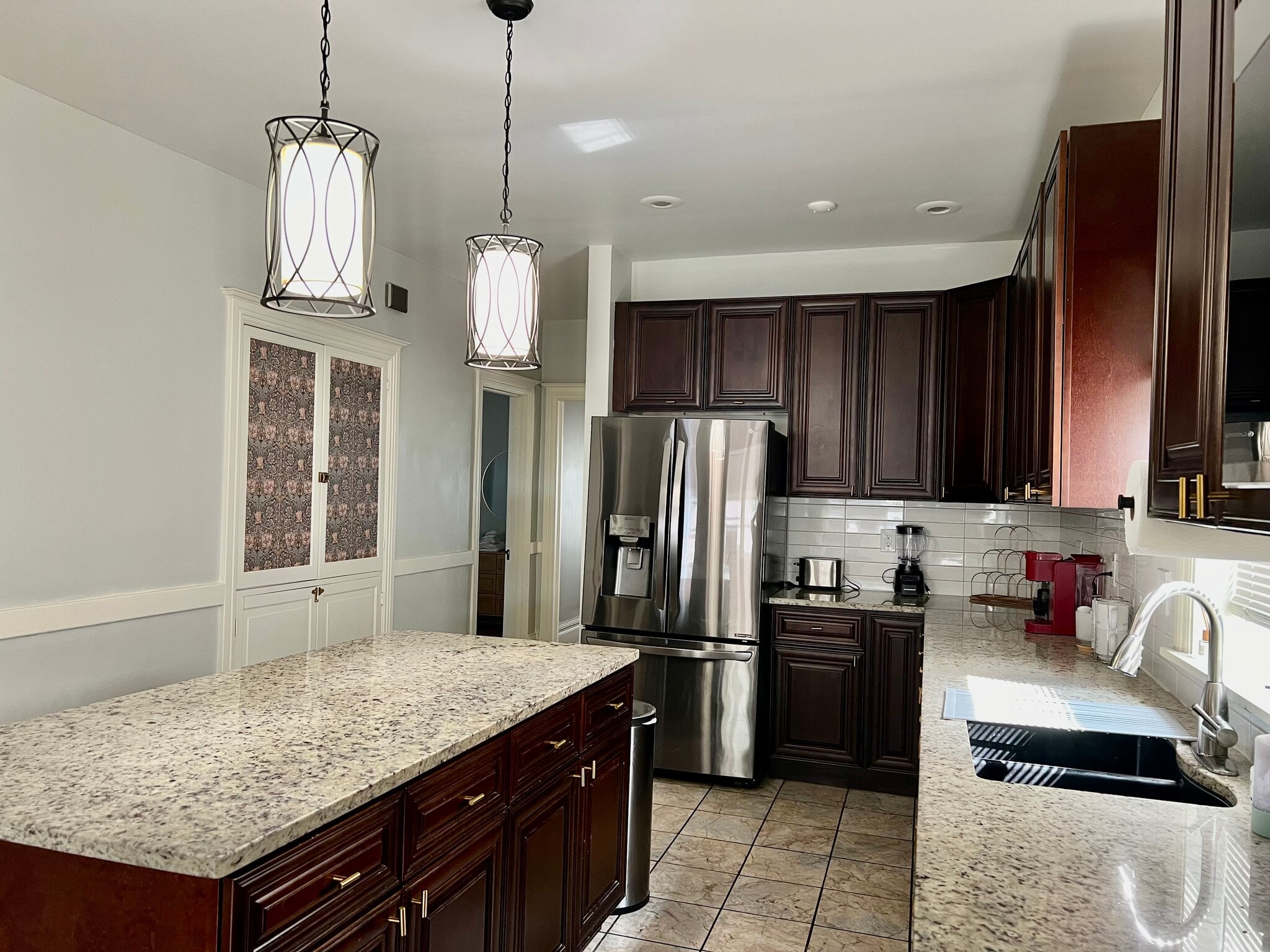 Kitchen - 224 N Austin Blvd