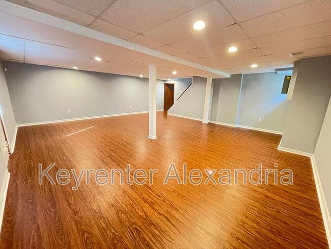 Building Photo - 13013 Caton Pl