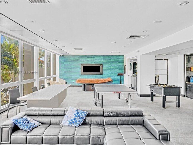 Building Photo - 1200 West Ave