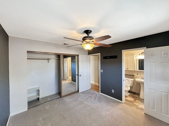 Building Photo - Beautiful 4BD/2BA W/ 2-Car Garage, AC, and...