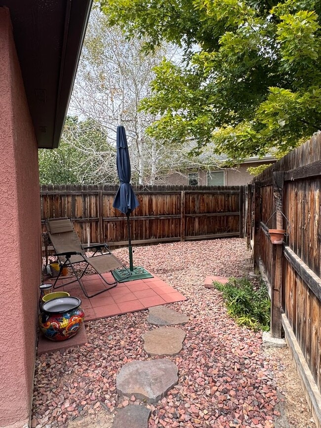 Building Photo - Stylish One-Story FULLY FURNISHED 3Bed, 2Bath, 2Car in Fruita CO!!!