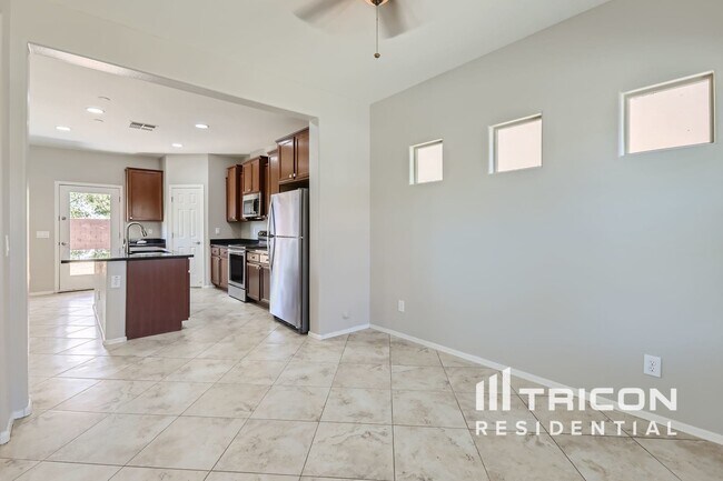 Building Photo - 5707 W Milada Dr