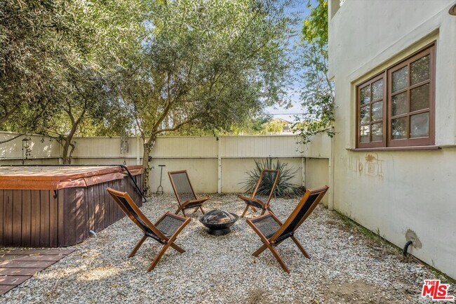 Building Photo - 4300 Laurelgrove Ave