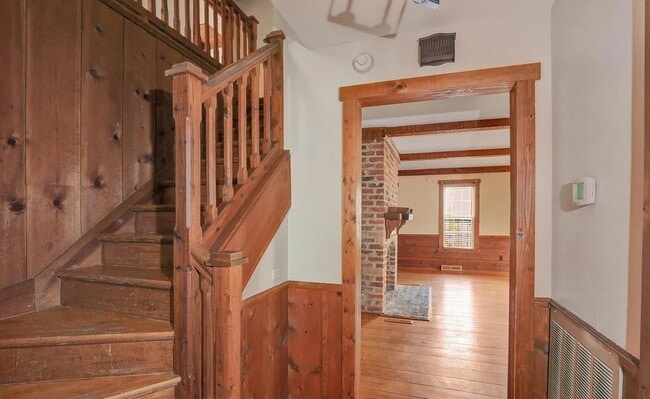 Building Photo - Charming Home in Brandermill.