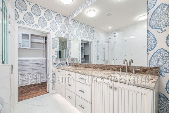 Building Photo - 689 Evening Sky Dr