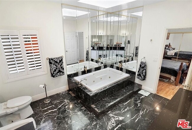 Building Photo - 3612 Tuller Ave