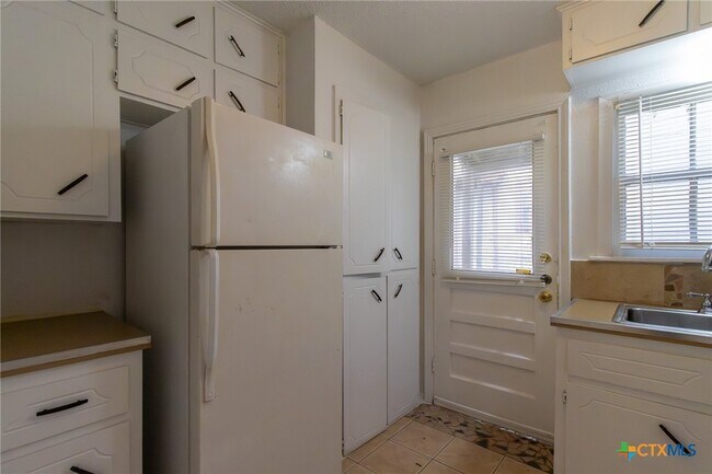 Building Photo - 1312 Massey St