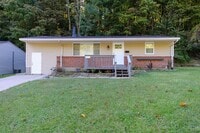 Building Photo - REMODELED BRICK & VINYL RANCH WAITING FOR ...