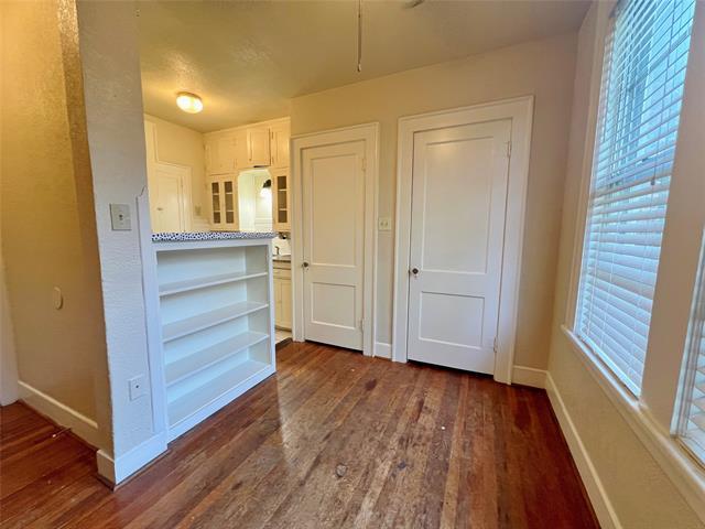 Building Photo - 420 W Neely St