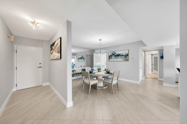 Building Photo - 170 N Ocean Blvd