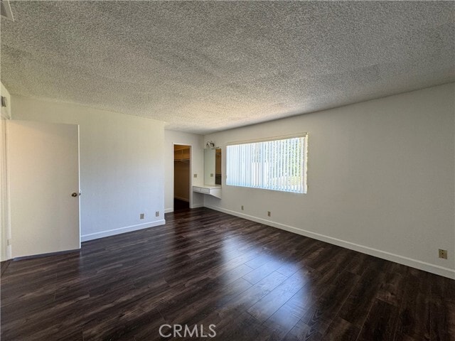 Building Photo - 21200 Fibre Ct