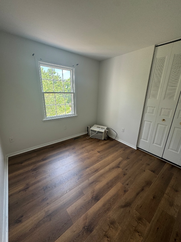 Building Photo - 4625 Roxbury Ln