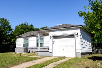 Building Photo - 901 Conder St