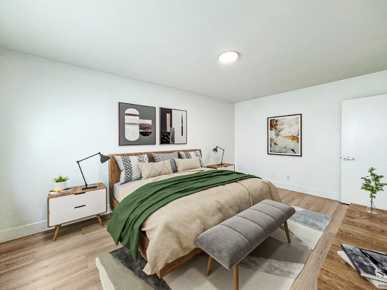 Building Photo - 4461 Farquhar Ave