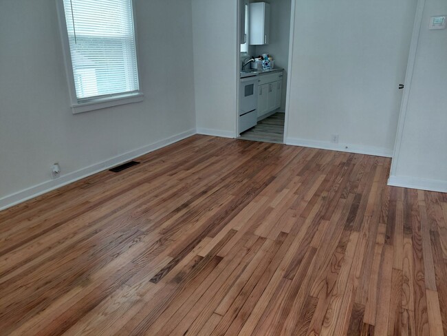 Building Photo - Your New Home at Park South