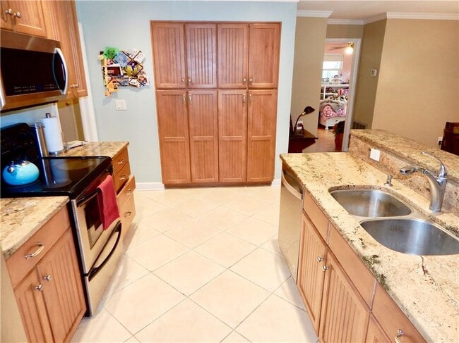 Building Photo - 2911 Mill Stream Ct